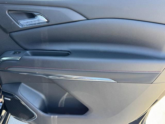 New 2026 Chevrolet Traverse RS w/ LPO, Floor Liner Package AWD/4WD image 10