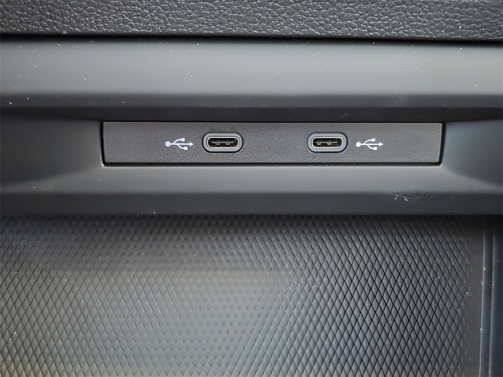 Used 2022 Volkswagen GTI SE image 35