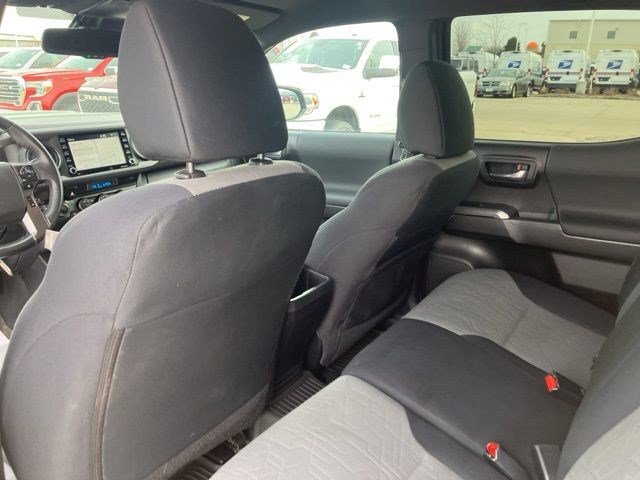 Used 2021 Toyota Tacoma TRD Sport w/ Technology Package image 22