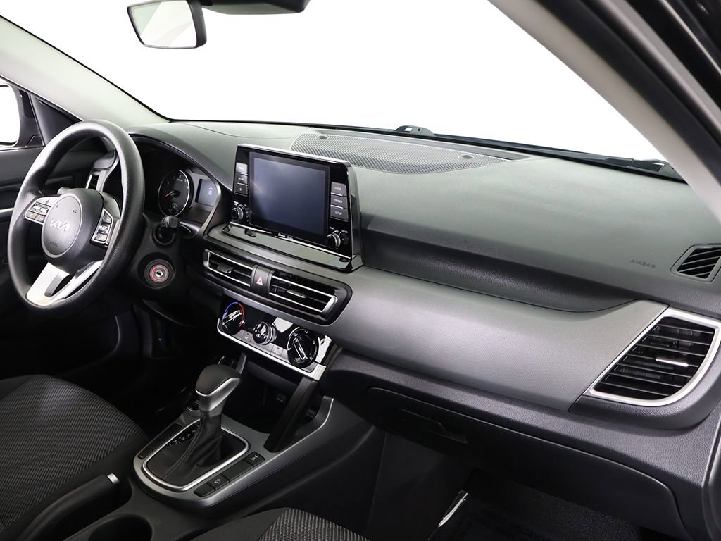 Used 2023 Kia Seltos LX image 25