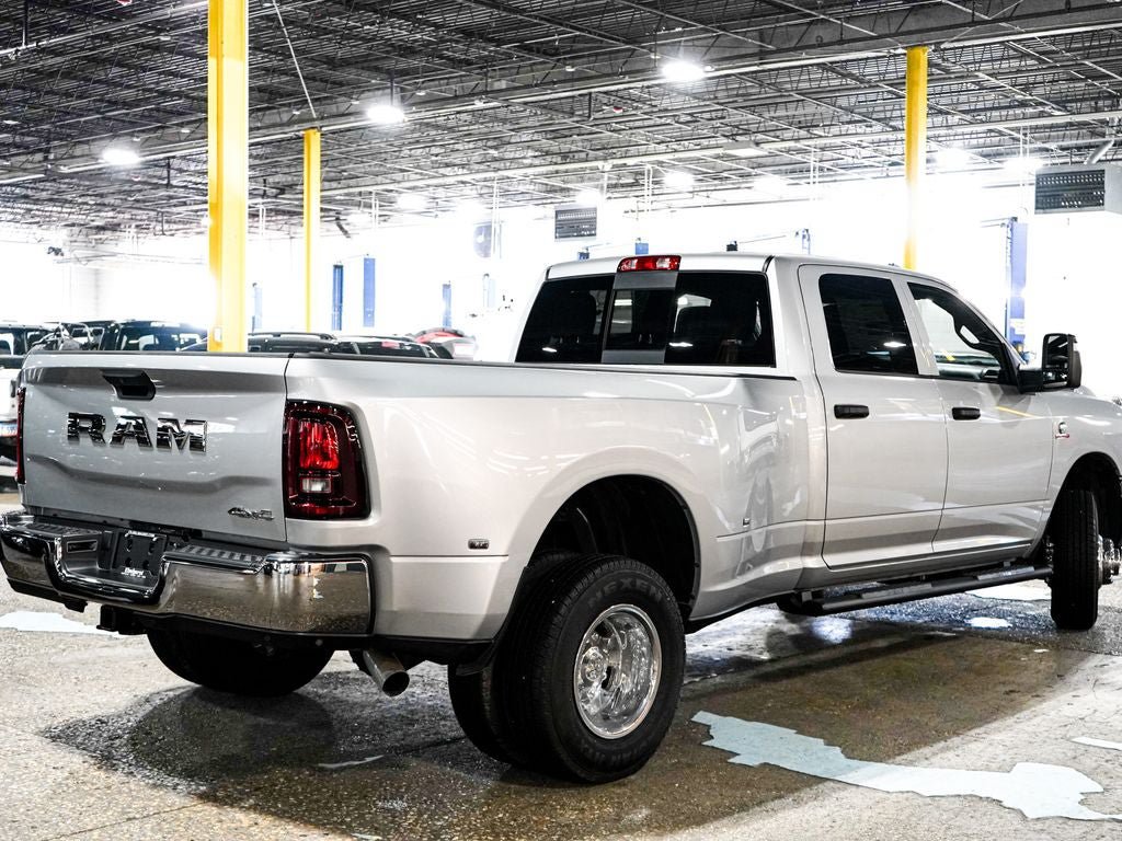 New 2026 RAM 3500 Tradesman AWD/4WD image 7