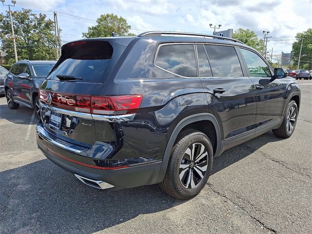 New 2026 Volkswagen Atlas SE image 4