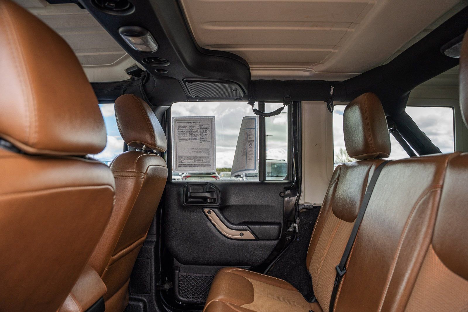 Used 2017 Jeep Wrangler Unlimited Sahara image 19