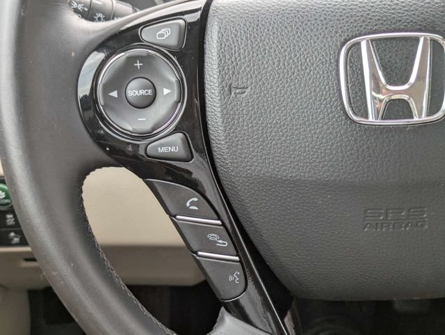 Used 2017 Honda Accord EX-L image 24