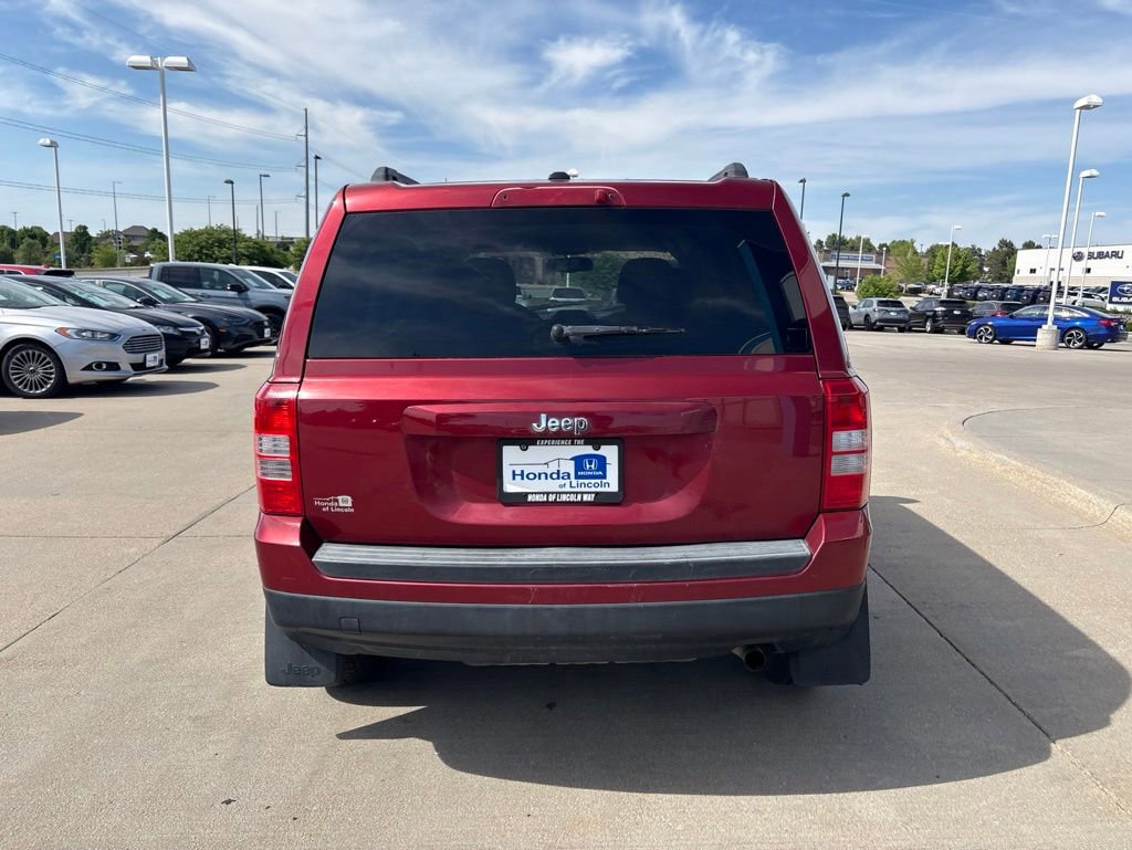 Used 2014 Jeep Patriot Sport w/ Power Value Group FWD image 6