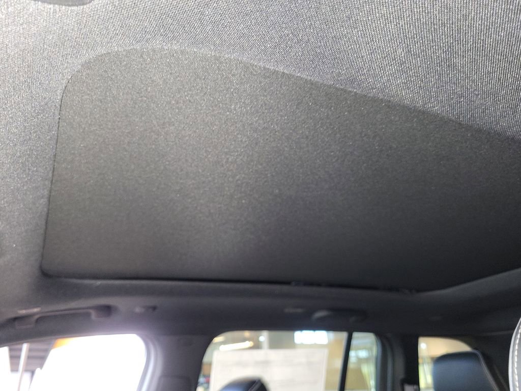 New 2025 Jeep Grand Cherokee Overland w/ Trailer Tow Package image 18