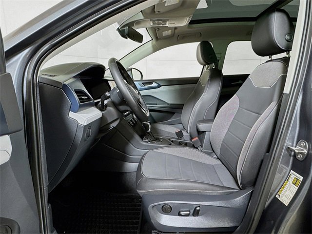 Used 2024 Volkswagen Taos SE image 18