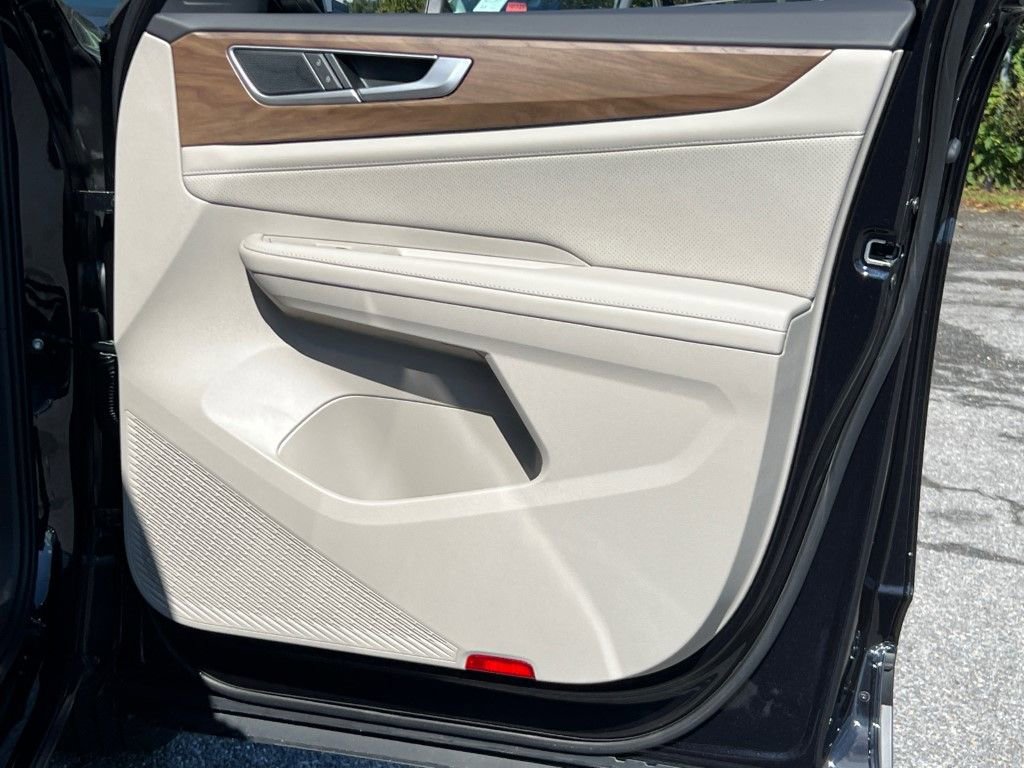 New 2026 Volkswagen Atlas SE image 7