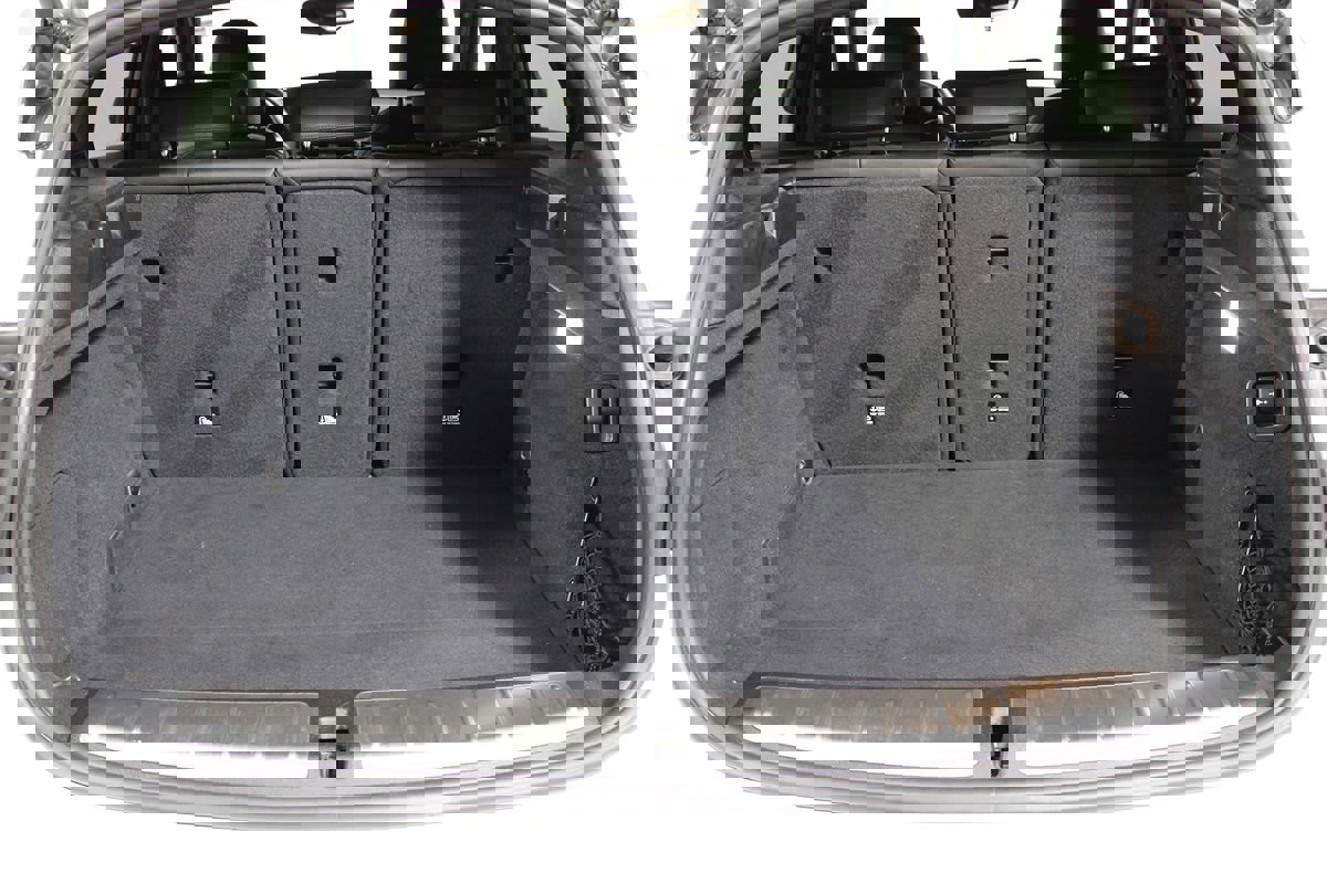 Used 2020 BMW X2 sDrive28i image 31