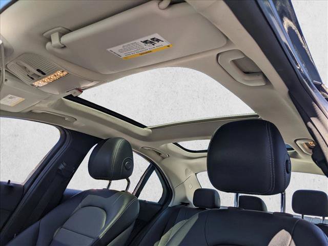 Used 2015 Mercedes-Benz C 300 4MATIC Sedan image 15