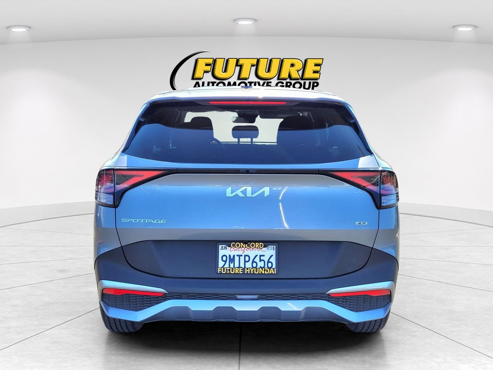 Used 2024 Kia Sportage LX image 5