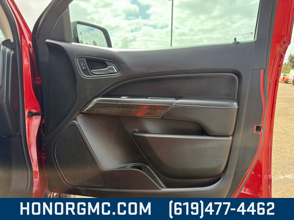 Used 2016 GMC Canyon SLE w/ SLE Convenience Package image 24
