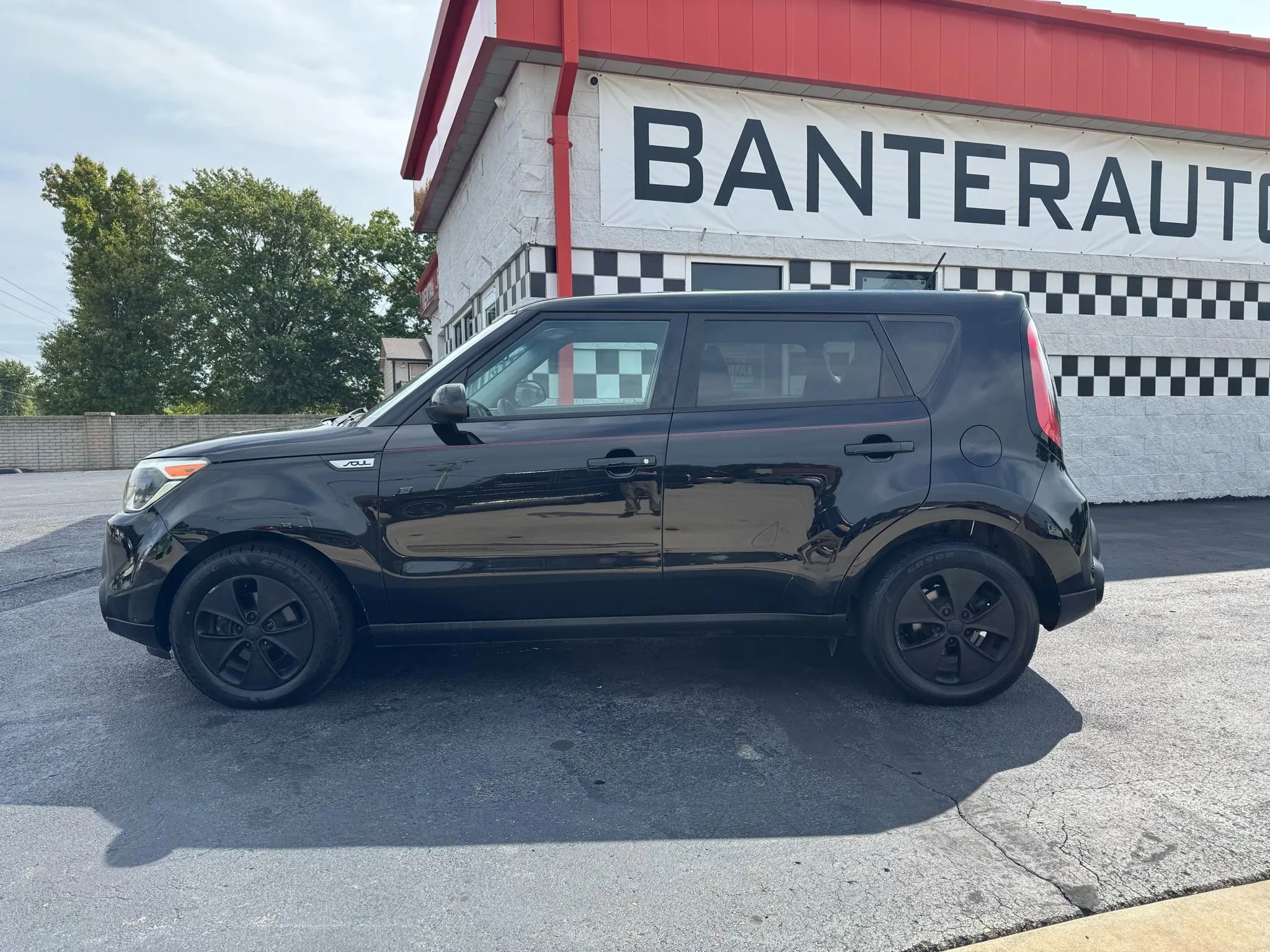 Used 2015 Kia Soul image 2