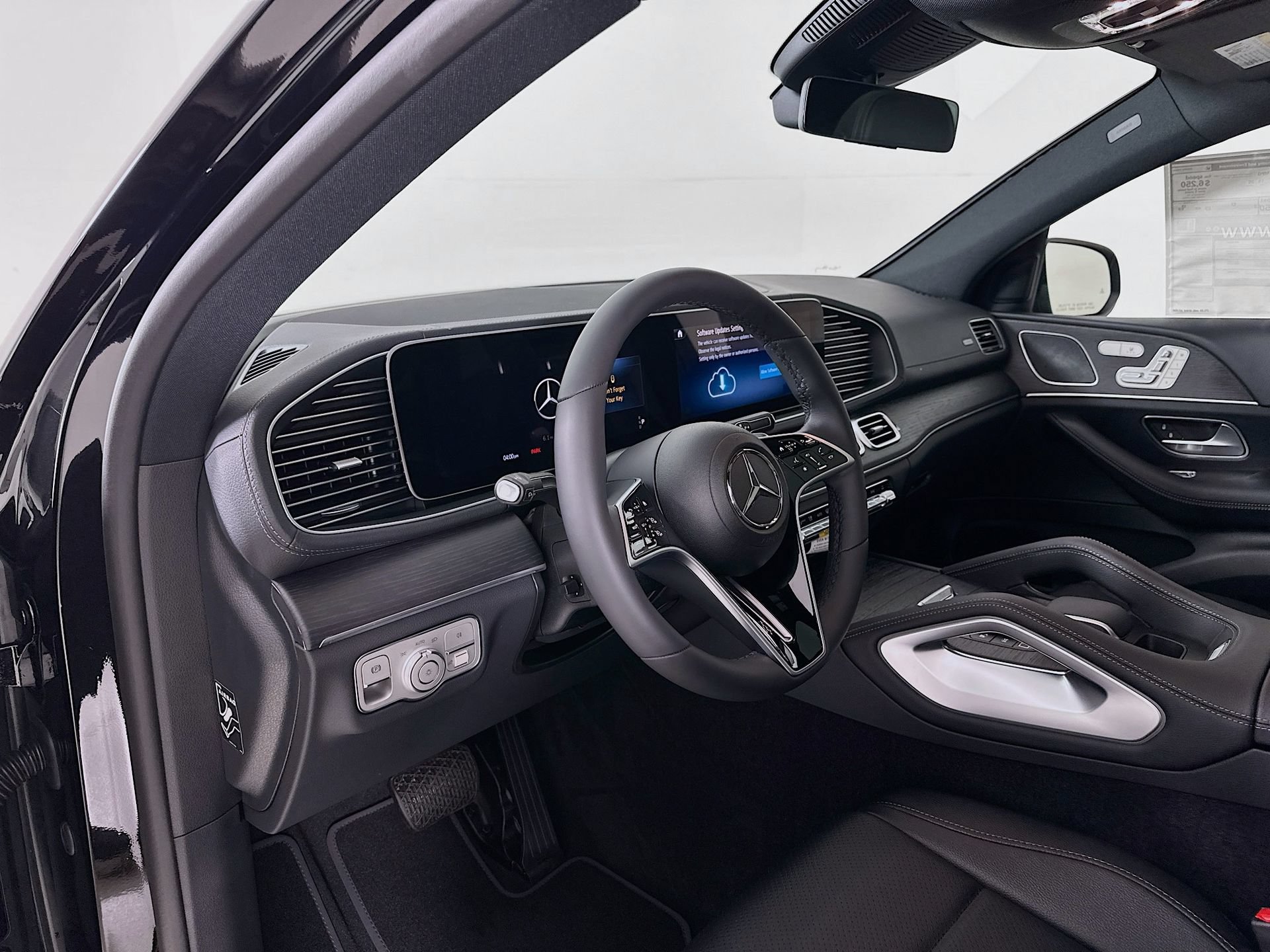 New 2026 Mercedes-Benz GLE 450 4MATIC Coupe image 10