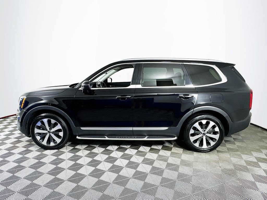 Used 2021 Kia Telluride S FWD image 4