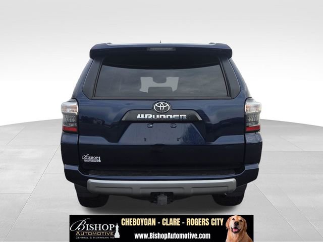 Used 2021 Toyota 4Runner TRD Off-Road Premium w/ Moonroof Package AWD/4WD image 13