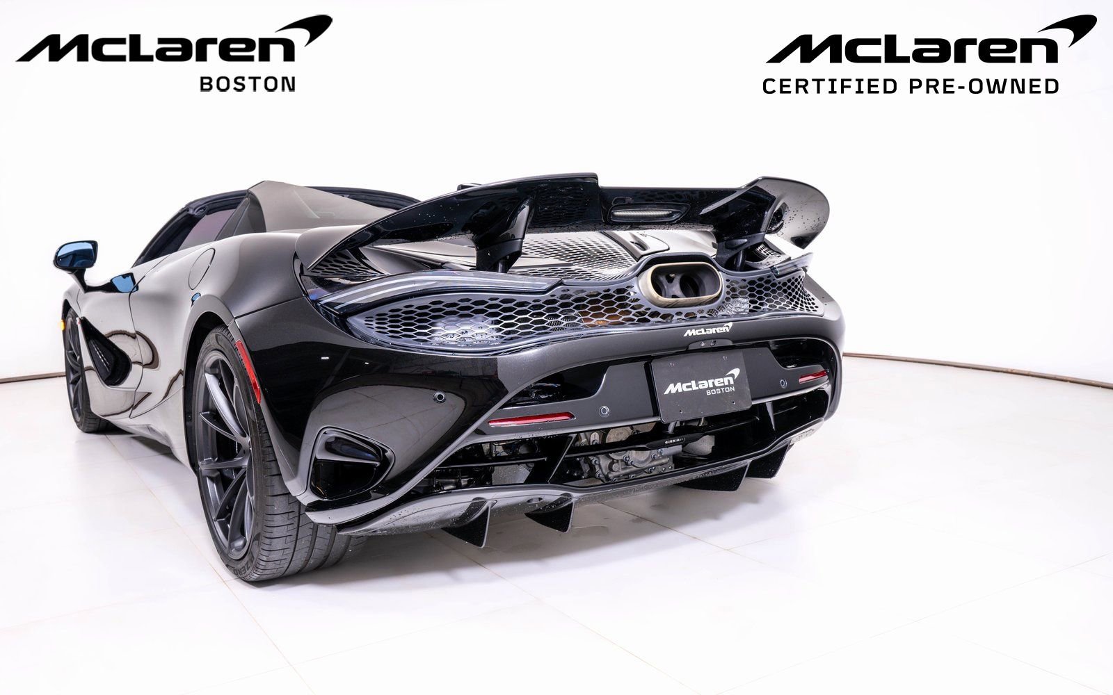 Used 2025 McLaren 750S Spider image 12