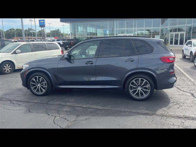 Used 2019 BMW X5 xDrive40i w/ M Sport Package AWD/4WD image 5