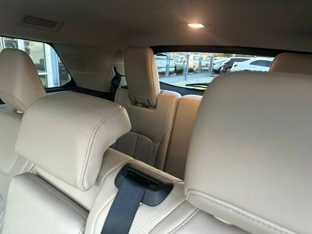 Used 2023 INFINITI QX60 Luxe w/ Cargo Package image 21