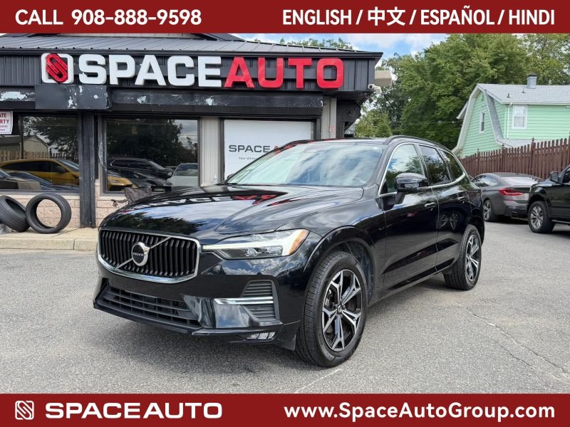 Used 2022 Volvo XC60 B5 Momentum w/ Climate Package