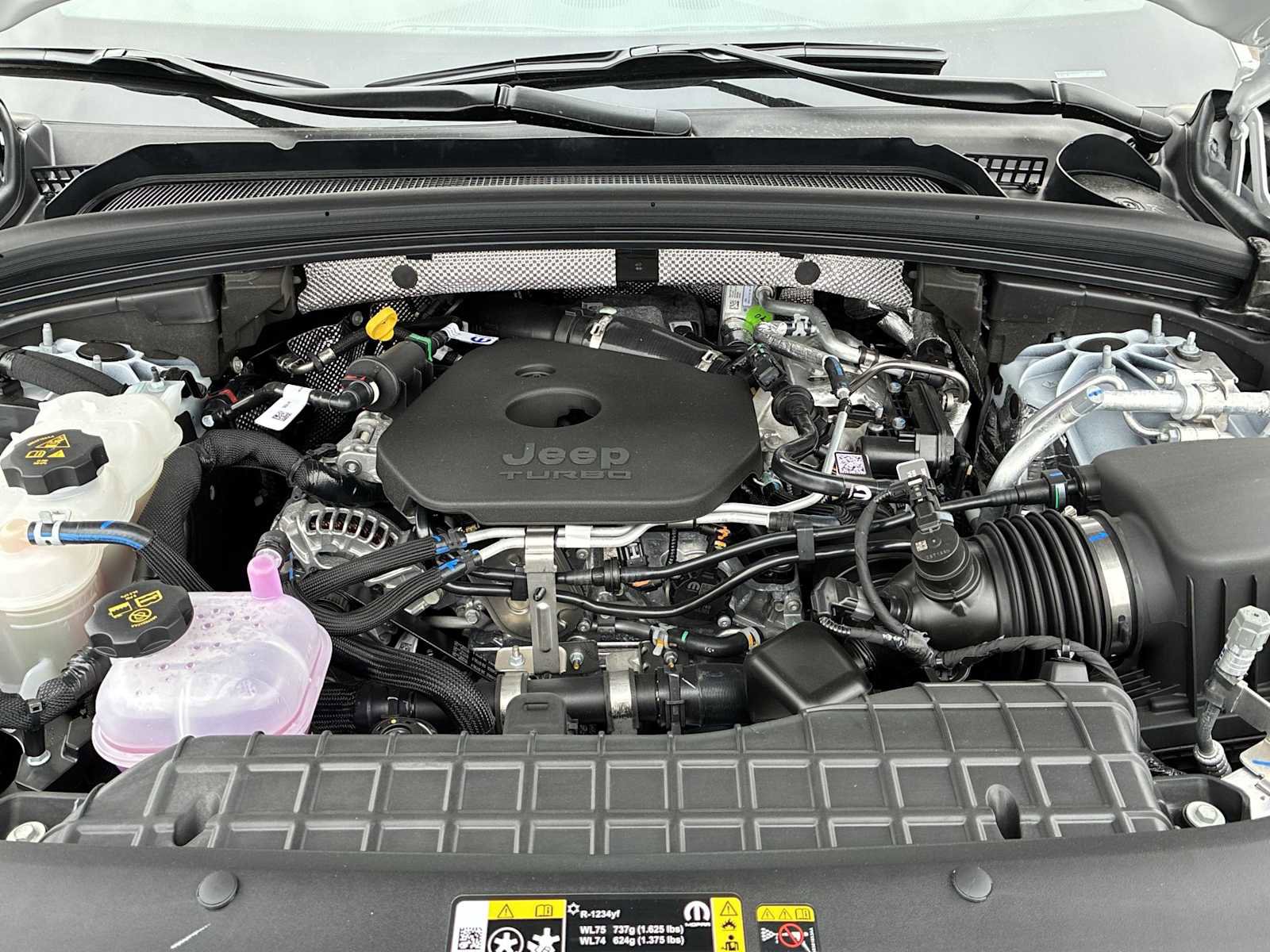 New 2026 Jeep Grand Cherokee Altitude AWD/4WD image 17