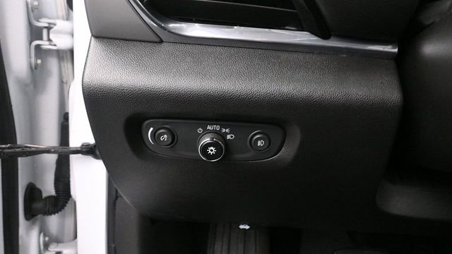 Used 2020 Chevrolet Traverse LT AWD/4WD image 23