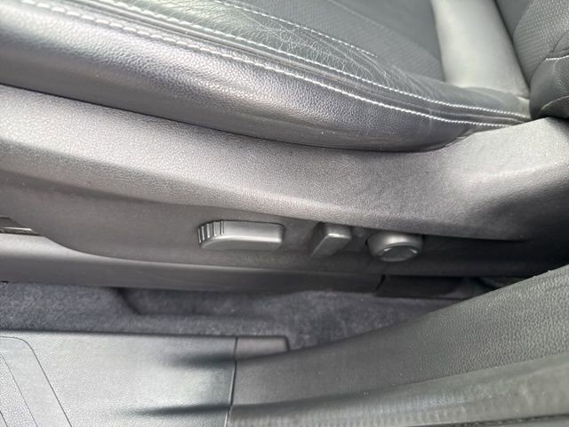 Used 2021 Subaru Ascent Limited w/ Technology Package image 31