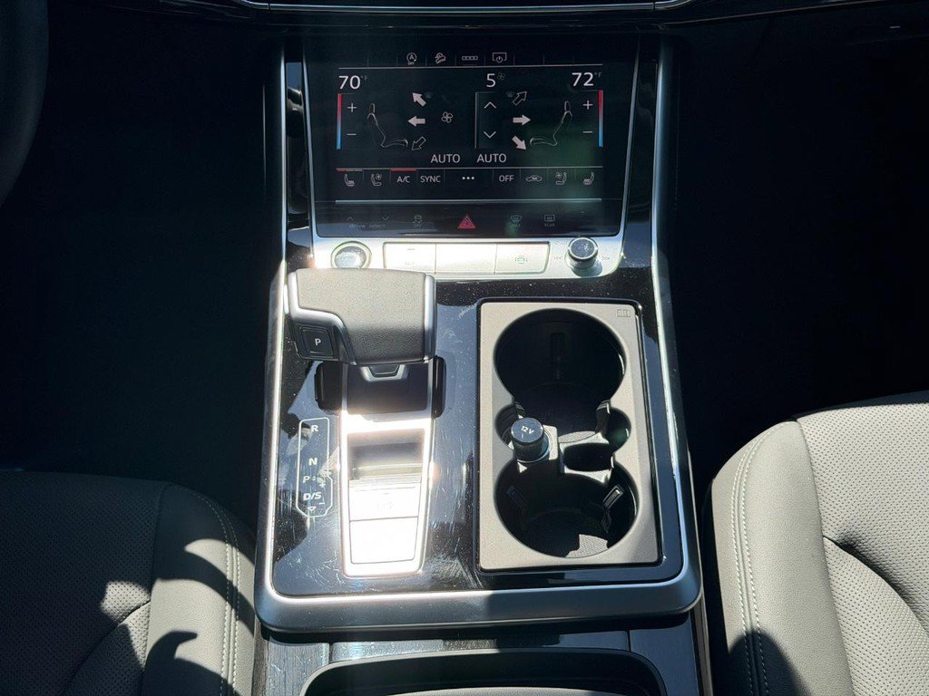 Used 2025 Audi Q7 3.0T Premium Plus w/ Premium Plus Package image 14