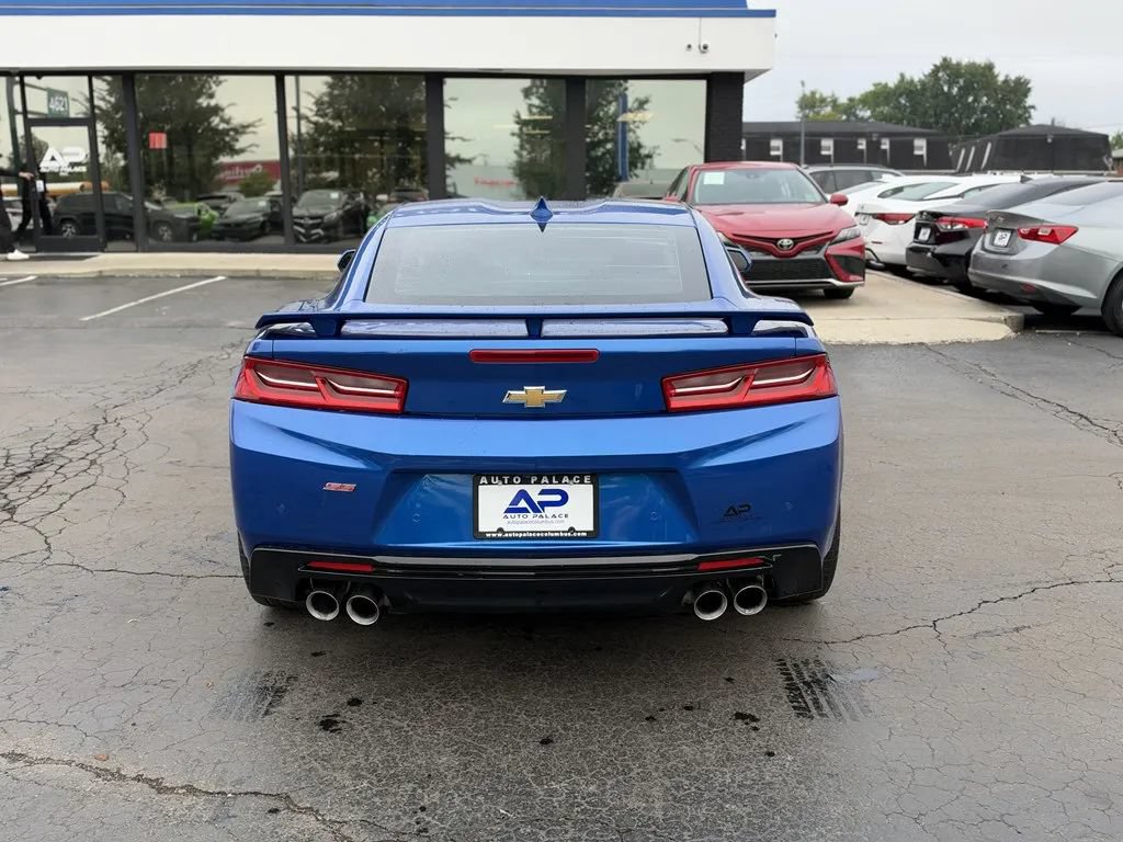 Used 2017 Chevrolet Camaro SS RWD image 5