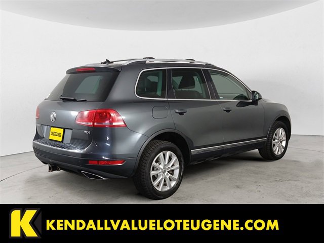 Used 2013 Volkswagen Touareg TDI image 2