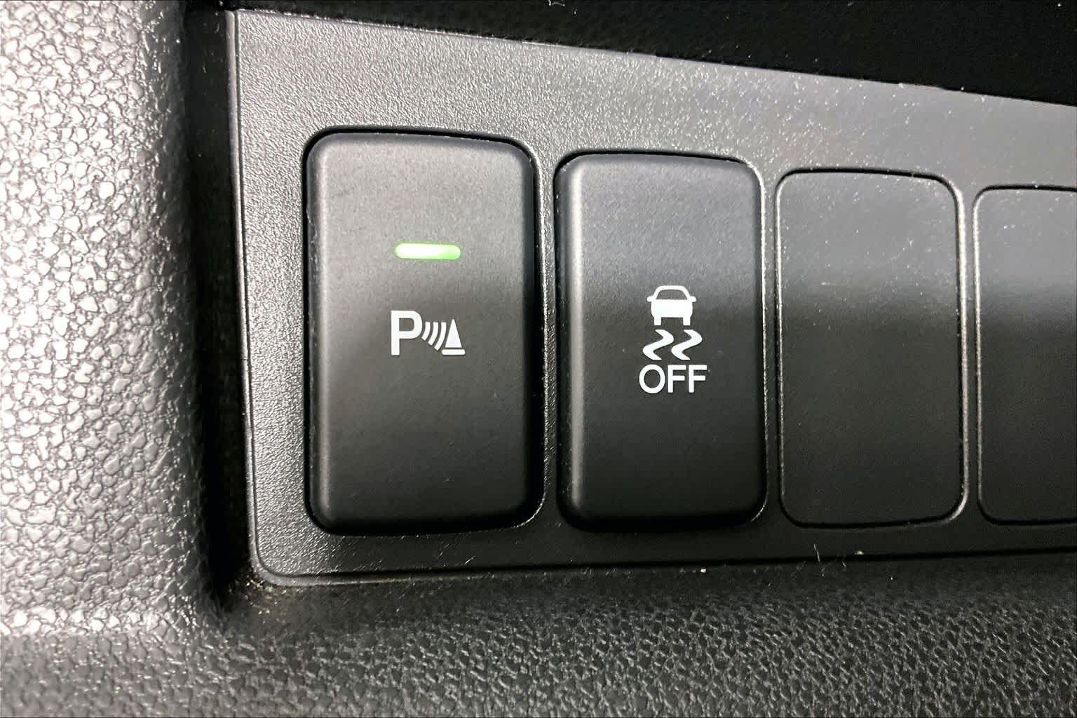 Used 2015 Honda Pilot Touring image 31
