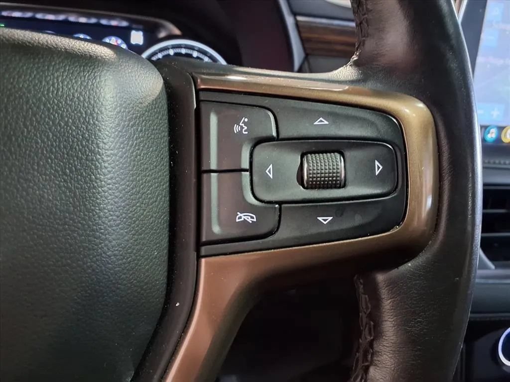 Used 2021 Chevrolet Suburban High Country AWD/4WD image 30