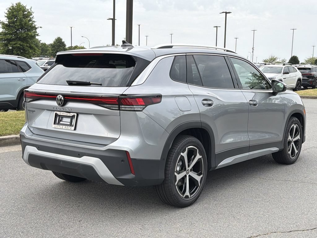 New 2026 Volkswagen Tiguan SE FWD image 5