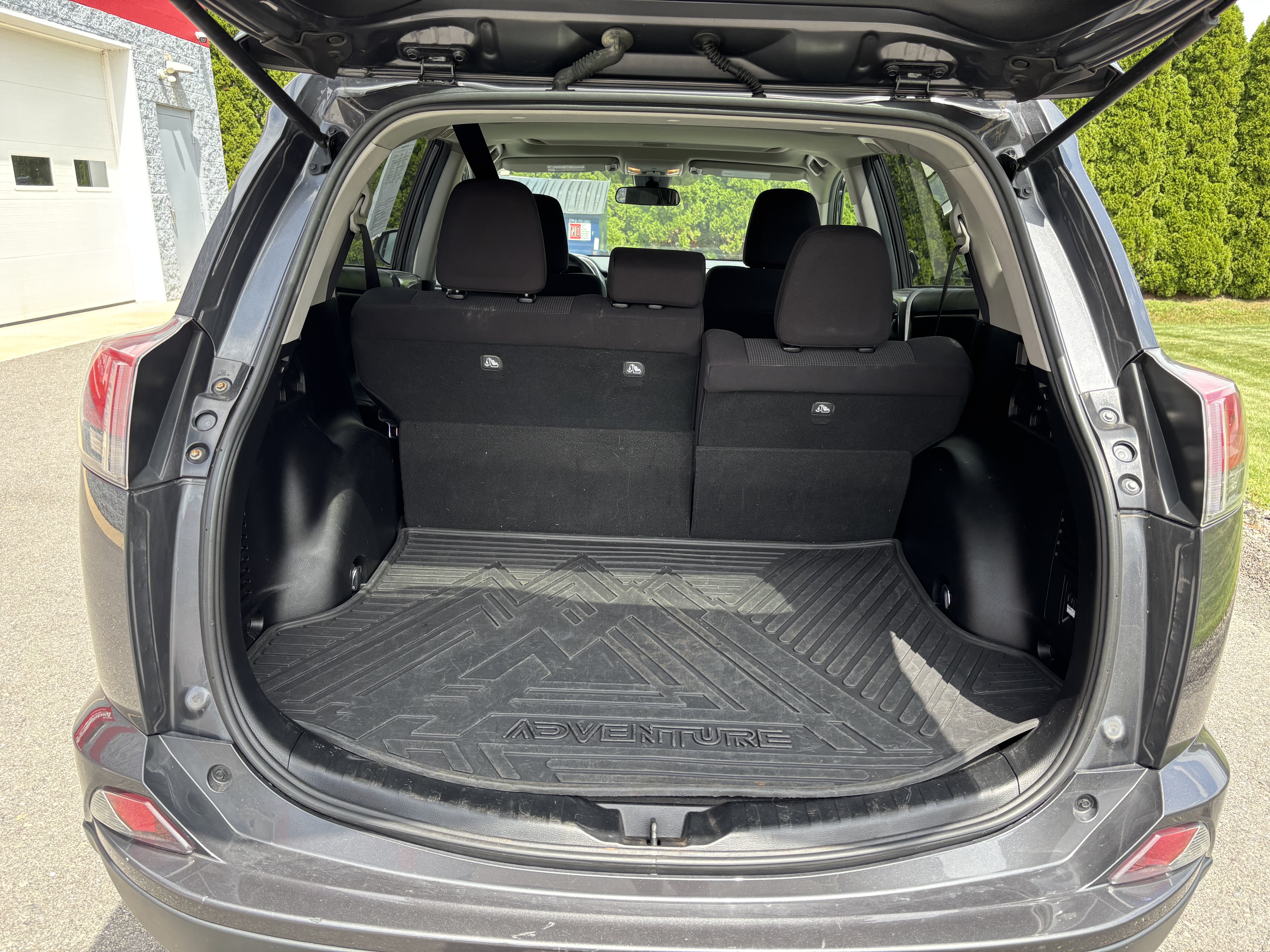 Used 2018 Toyota RAV4 Adventure w/ Plus Extra Value Package AWD/4WD image 5
