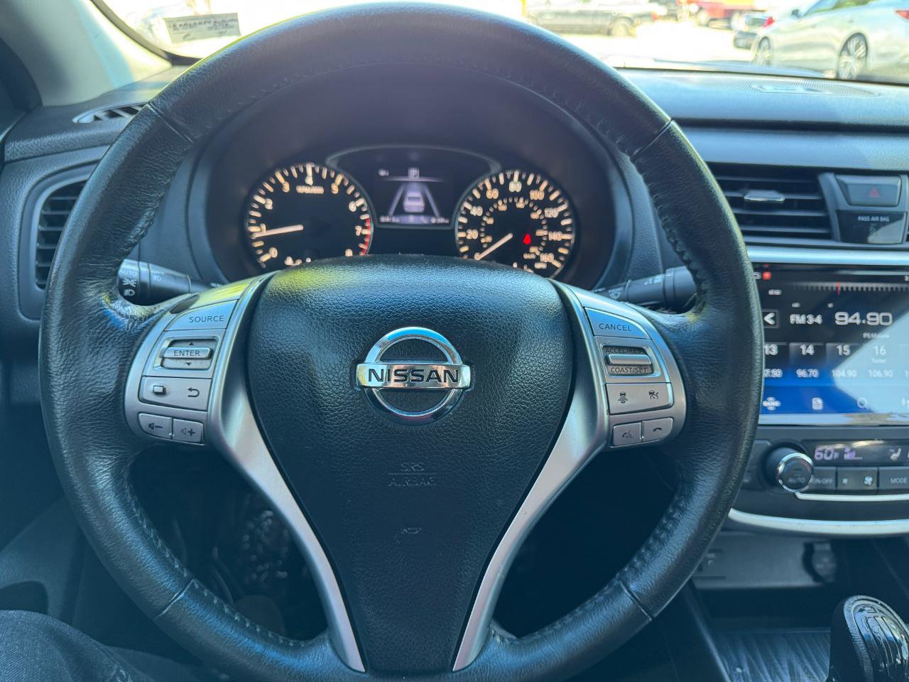 Used 2016 Nissan Altima 2.5 SL w/ 2.5 Technology Package FWD image 19