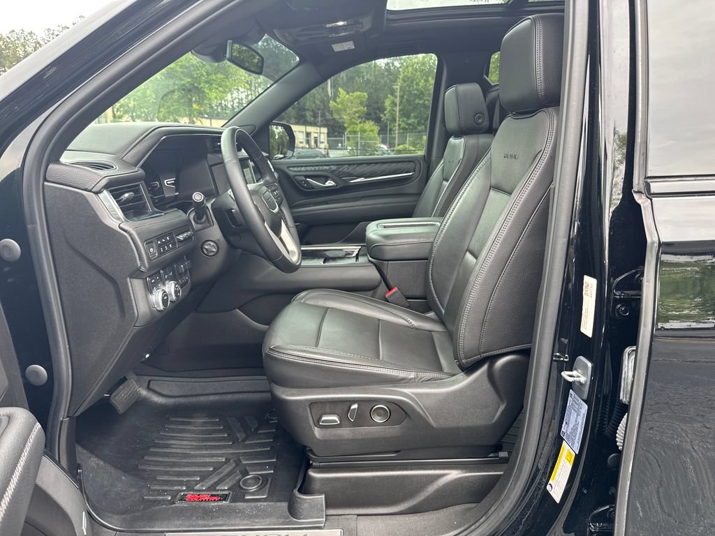 Used 2023 GMC Yukon Denali w/ Max Trailering Package AWD/4WD image 23