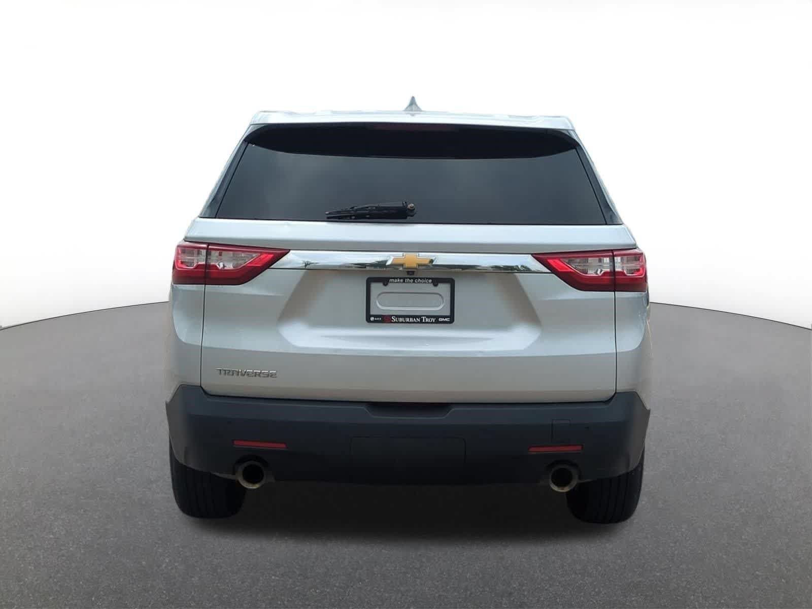 Used 2019 Chevrolet Traverse LS FWD image 5
