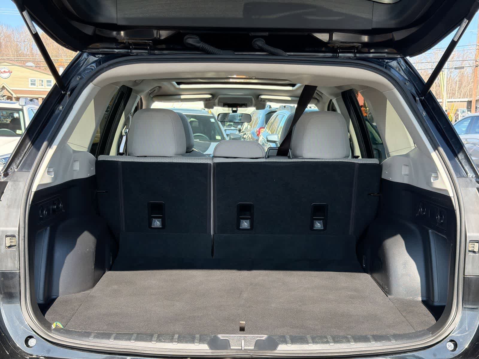 Used 2019 Subaru Forester Premium w/ All-Weather Package image 35