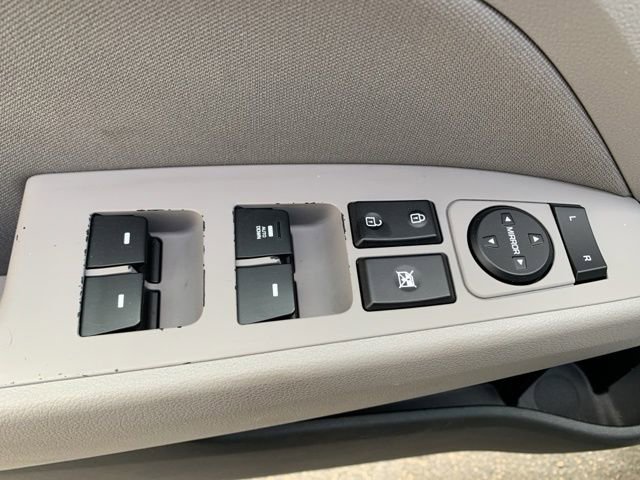 Used 2019 Hyundai Elantra SEL FWD image 19