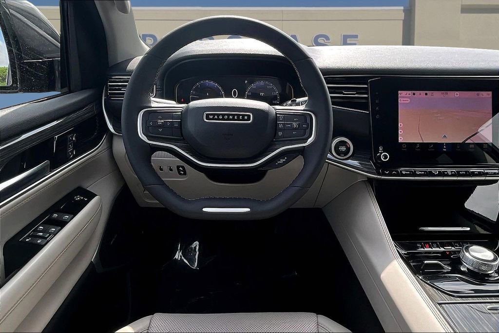 Used 2022 Jeep Wagoneer Series II AWD/4WD image 10