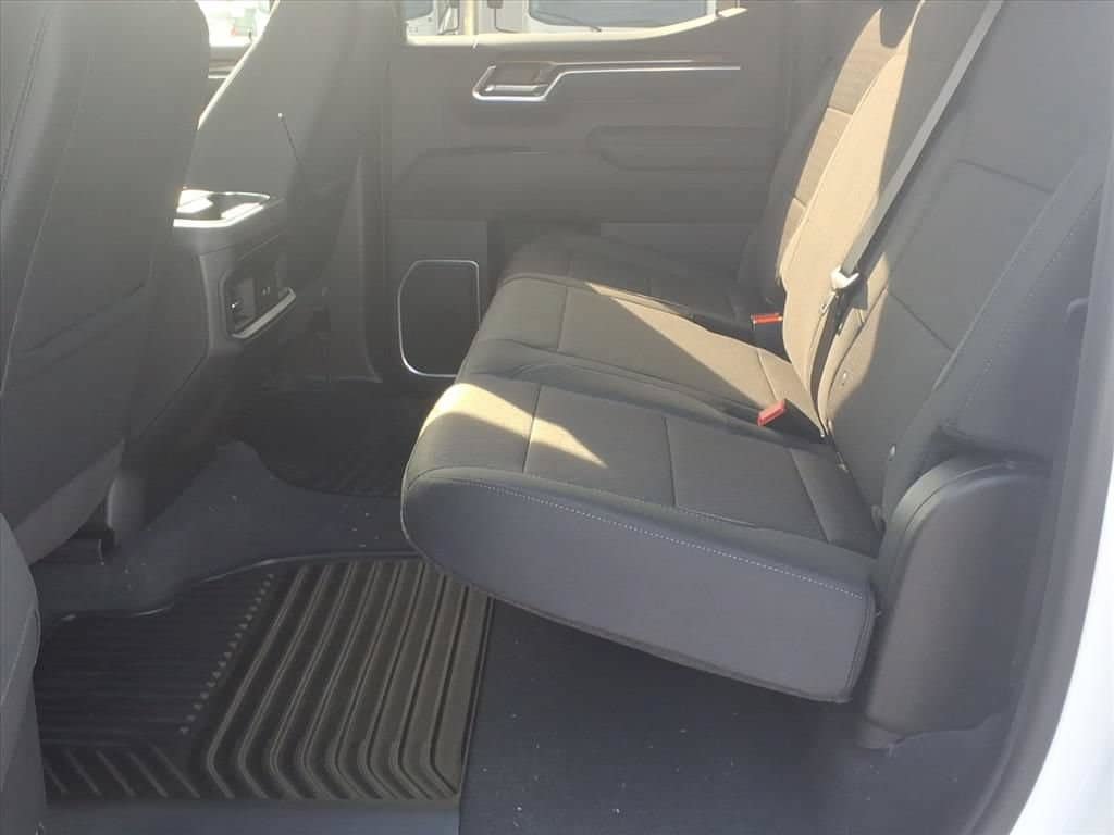 New 2026 Chevrolet Silverado 1500 RST w/ Safety Package AWD/4WD image 18