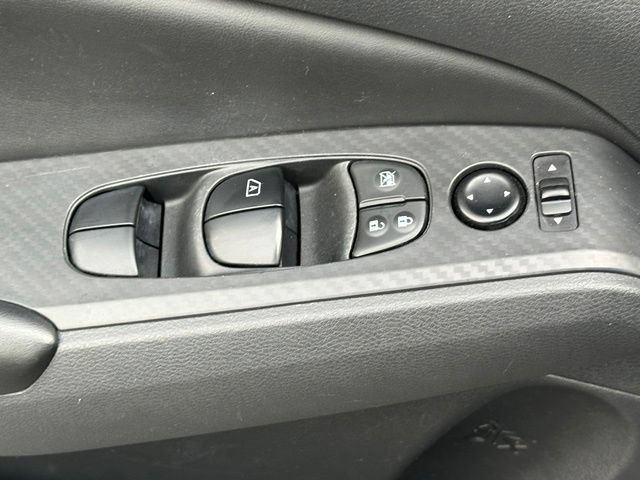 Used 2022 Nissan Altima 2.5 S FWD image 19