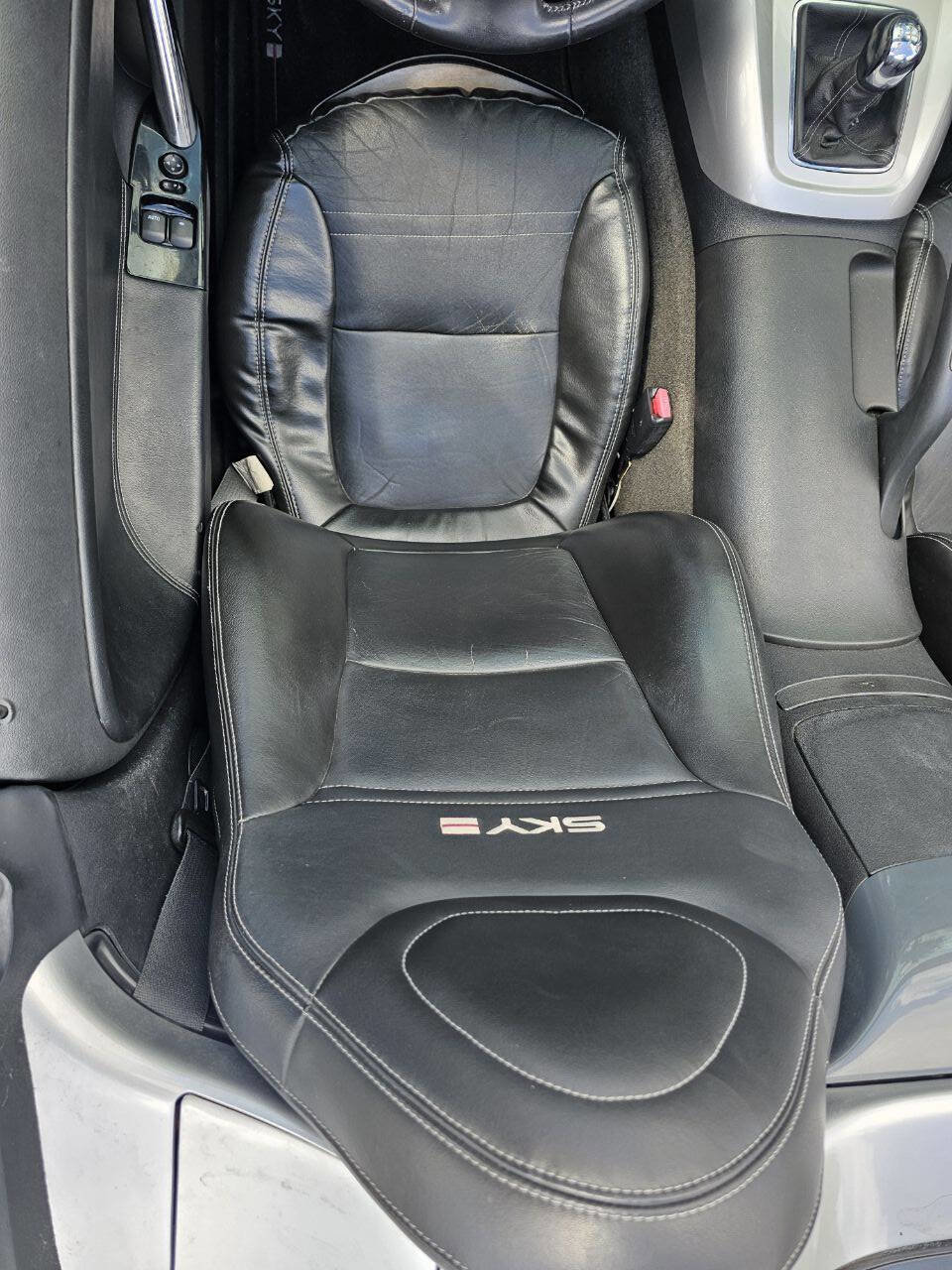 Used 2008 Saturn Sky Red Line image 15