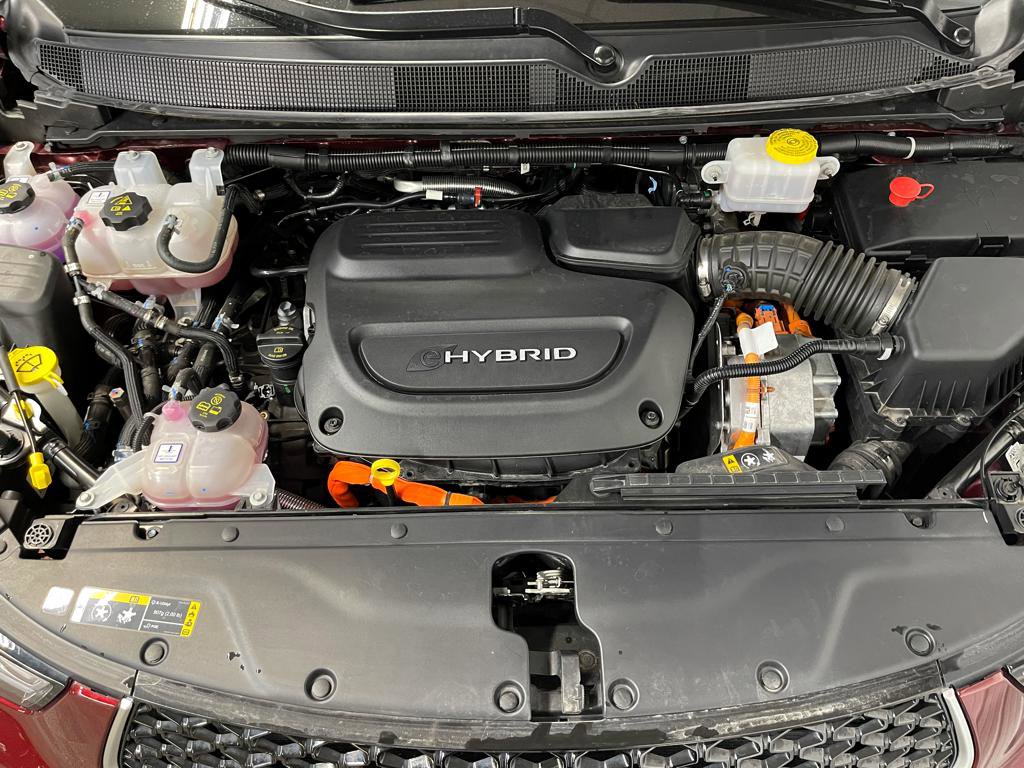 Used 2023 Chrysler Pacifica Pinnacle image 12