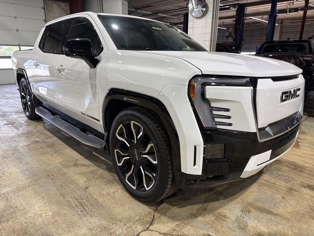 New 2025 GMC Sierra EV Denali AWD/4WD image 9