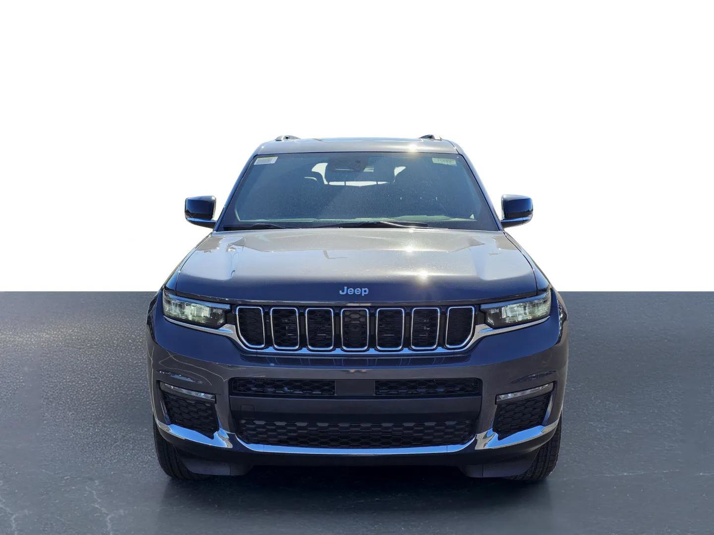 New 2025 Jeep Grand Cherokee L Limited image 2