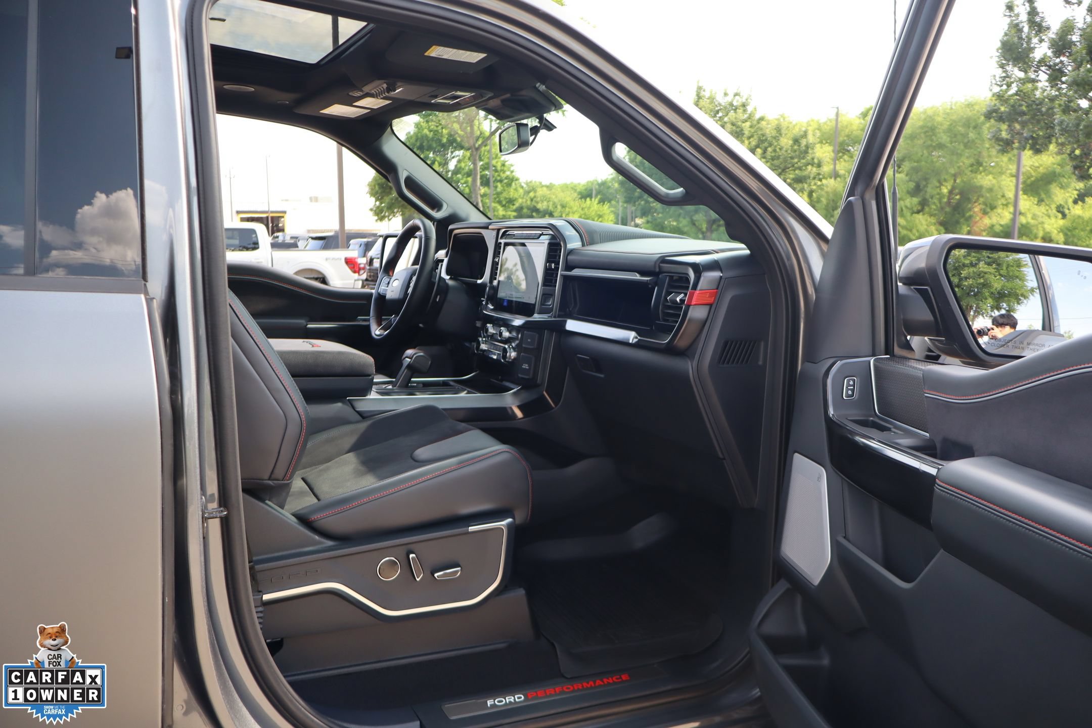 Used 2026 Ford F150 Raptor w/ Equipment Group 803A Raptor R AWD/4WD image 30