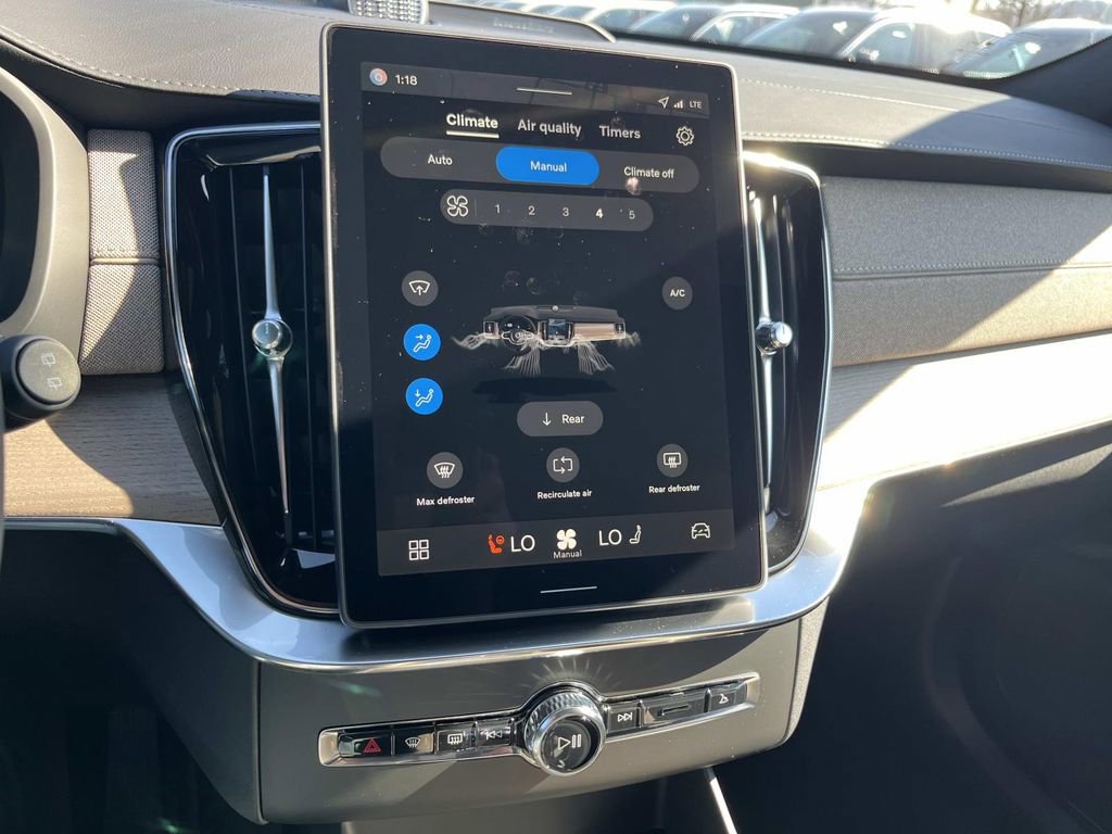 New 2026 Volvo XC90 T8 Ultra w/ Lounge Package AWD/4WD image 30