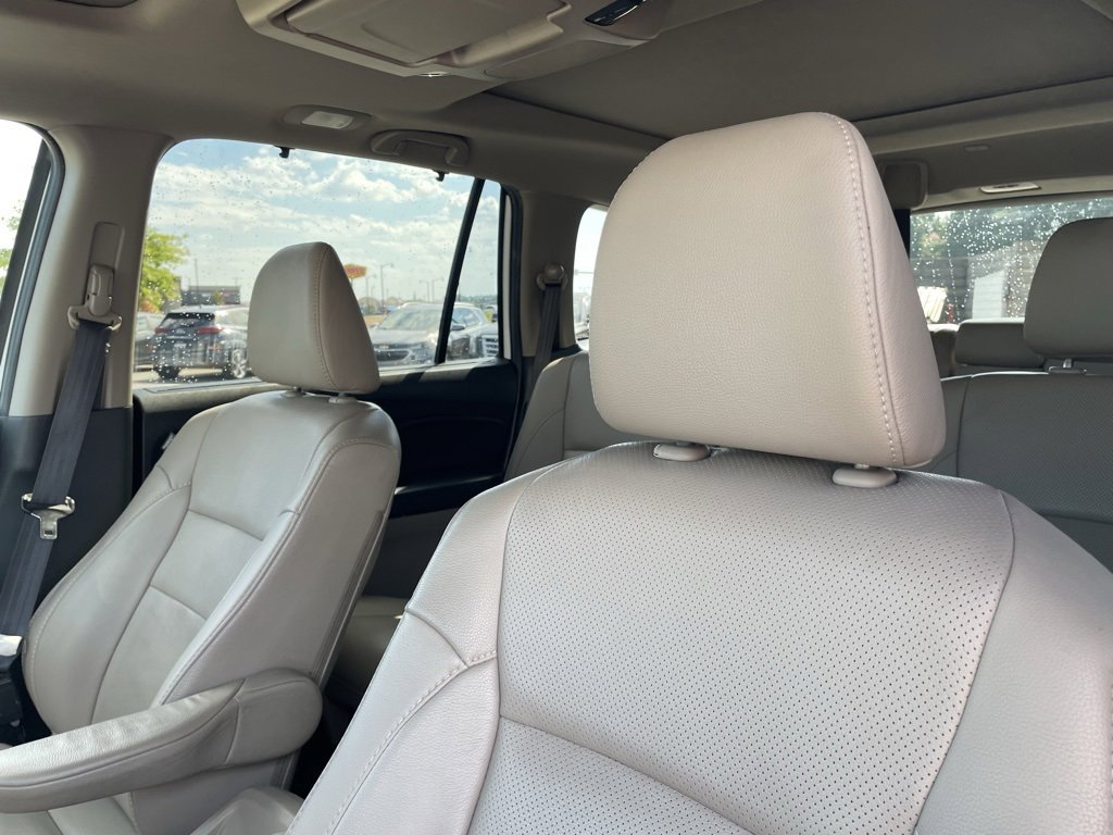 Used 2022 Honda Pilot Elite image 23