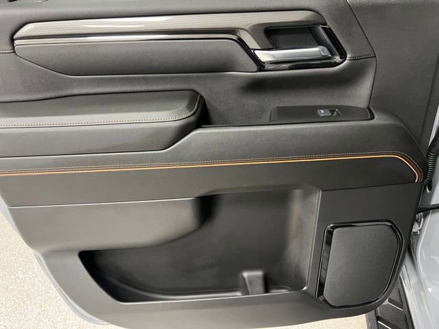 Used 2025 GMC Sierra 3500 AT4 w/ AT4 Premium Plus Package image 39